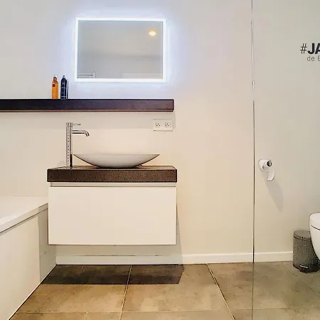 Prachtig Luxe & Ruim Met Zeezicht דירה *